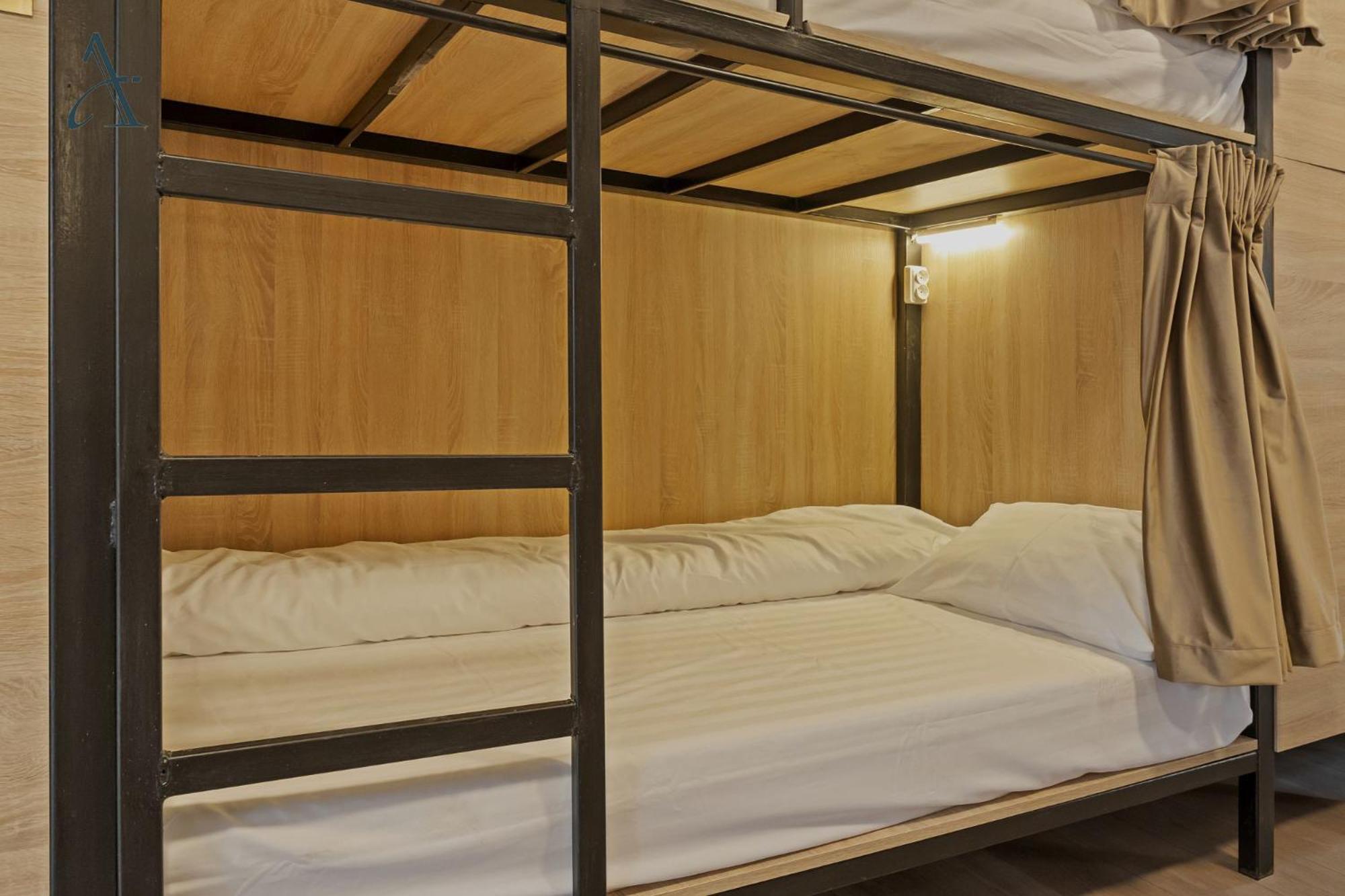 Ramana Garden Hostel - Self-Service Accommodation Bucarest Exterior foto