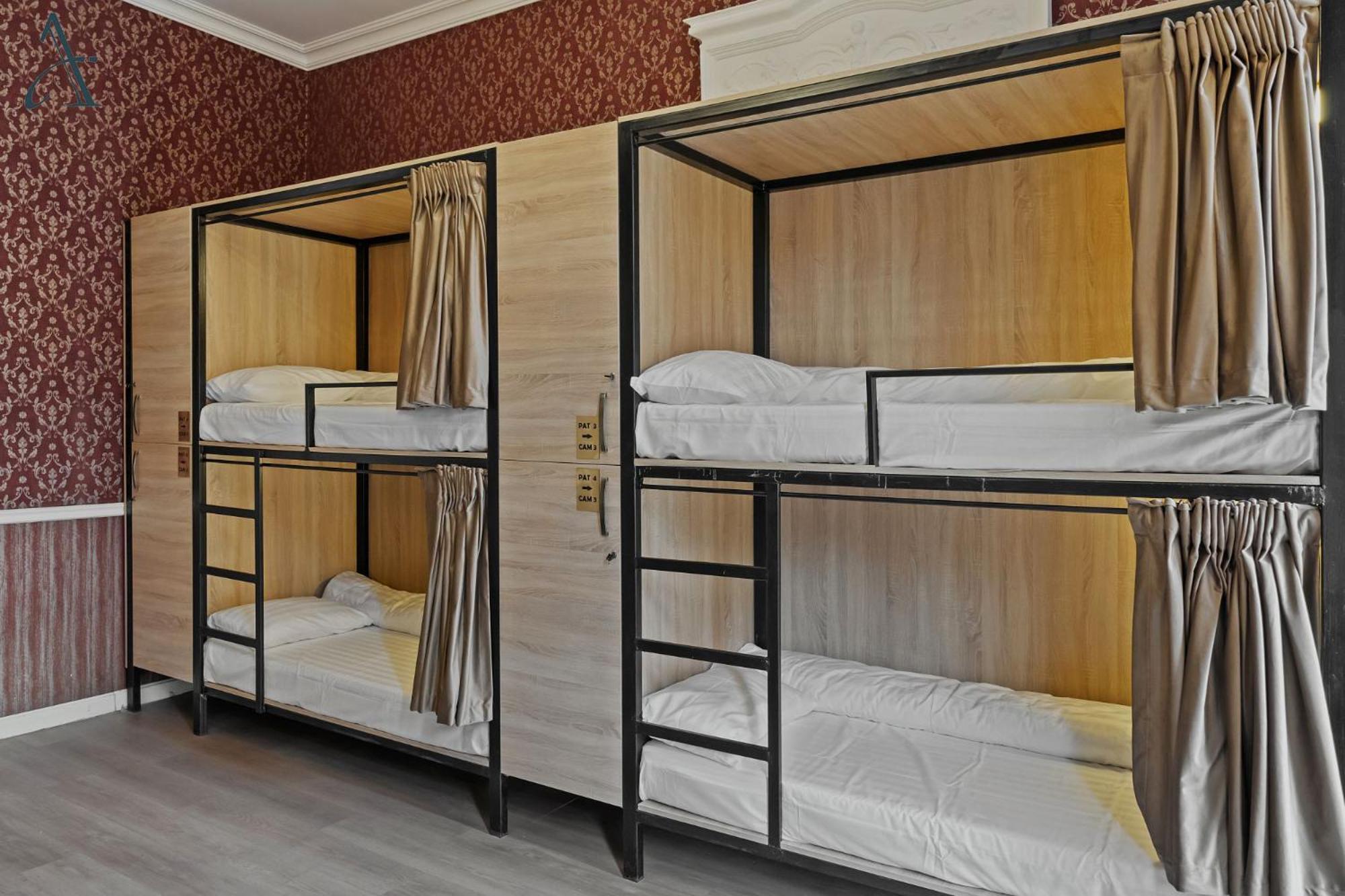 Ramana Garden Hostel - Self-Service Accommodation Bucarest Exterior foto